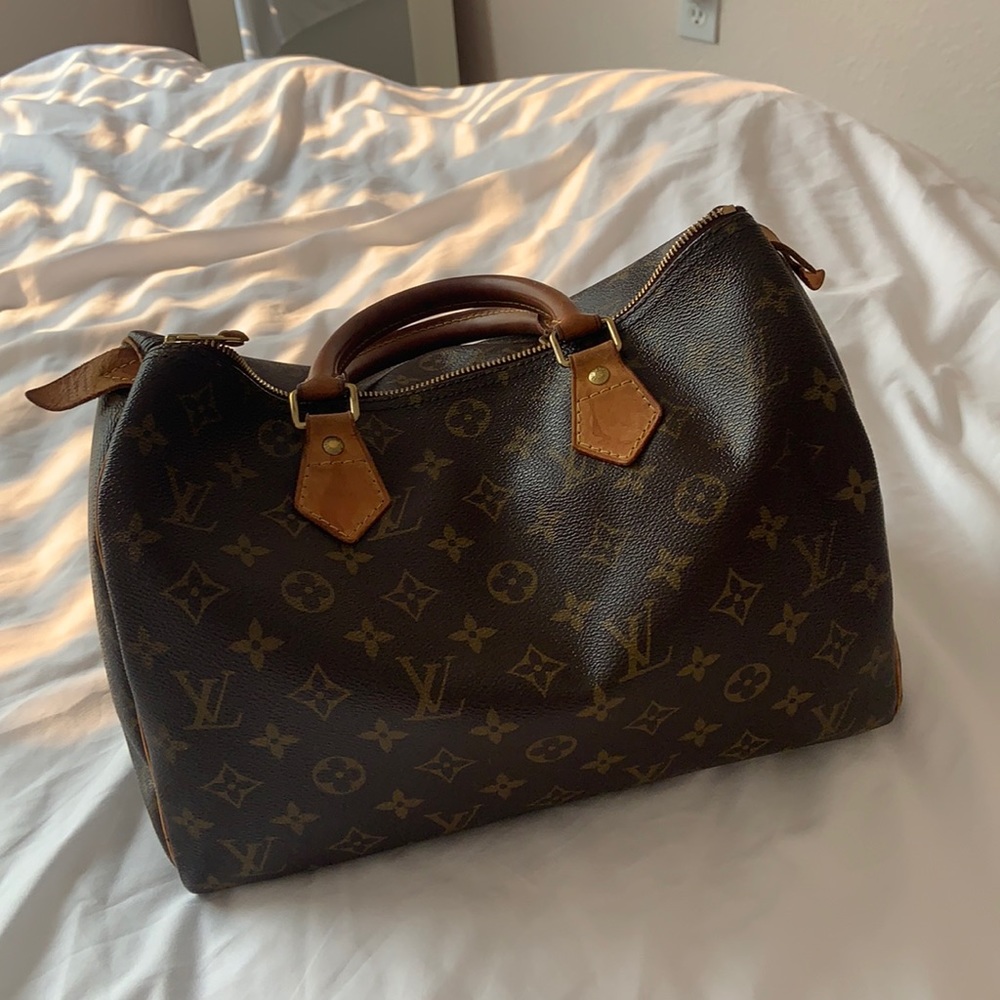 Louis Vuitton Speedy 30